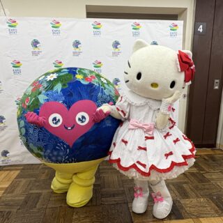 レポート記事＞トゥンクトゥンクとハローキティが横浜高島屋に登場
