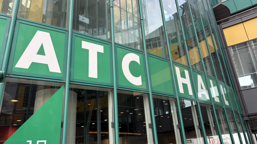 ATCホールの外観