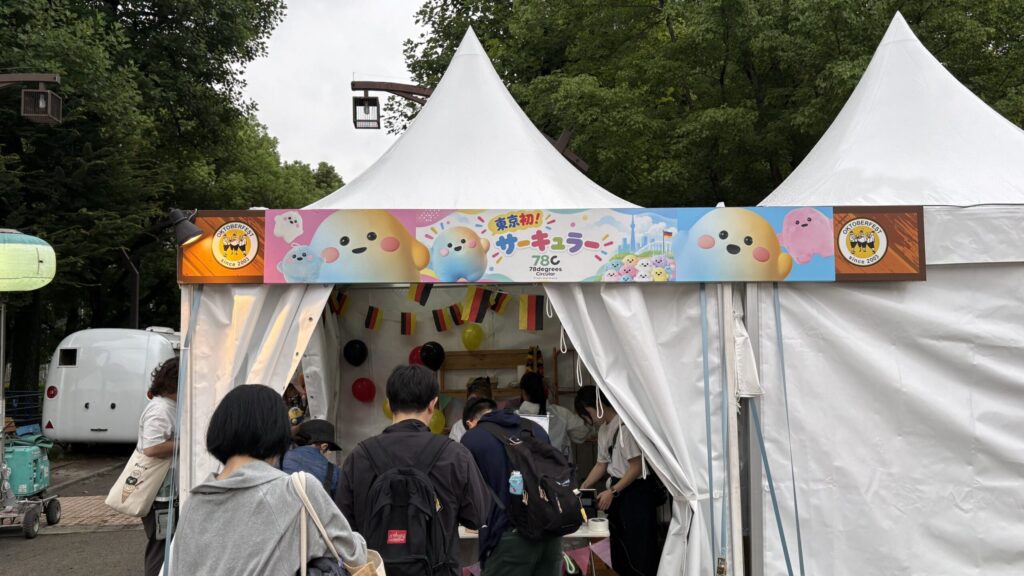 「東京初！サーキュラー」と掲げられた78degreesのブース