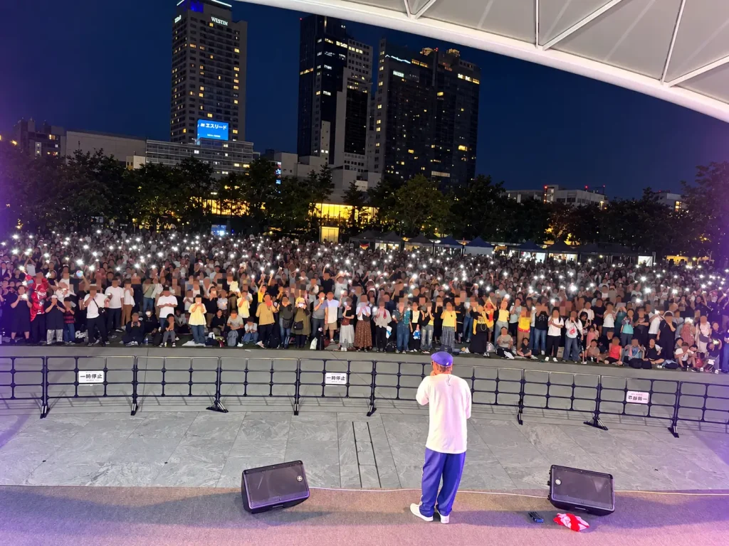 グラングリーン大阪での麦食音祭のライブ